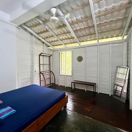 Thelakehostel Hikkaduwa Dış mekan fotoğraf